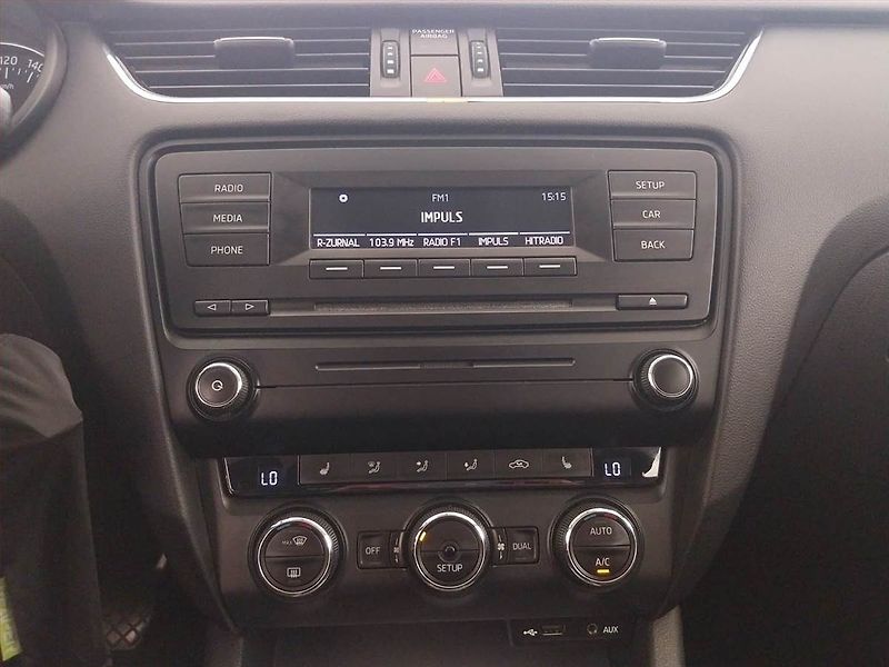 Škoda Octavia (2013) Ambition Plus 1.6 TDI - fotka 12 z 21