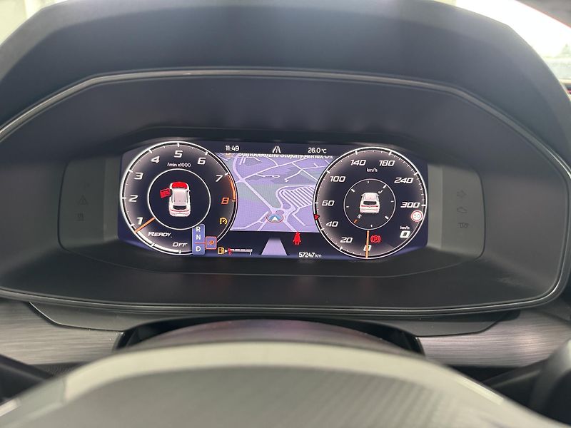 Cupra Formentor (2023) 2,5TSIF VZ5 DSG 4x4  - fotka 35 z 37