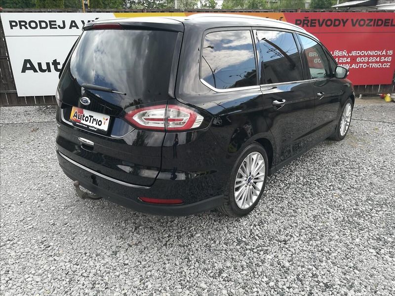 Ford Galaxy 2,0 TDCi AWD 7míst Titanium - fotka 3 z 29