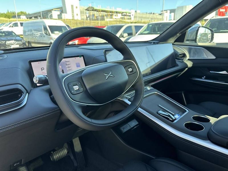 Xpeng G9 (2026) AWD Performance Pro - fotka 15 z 15