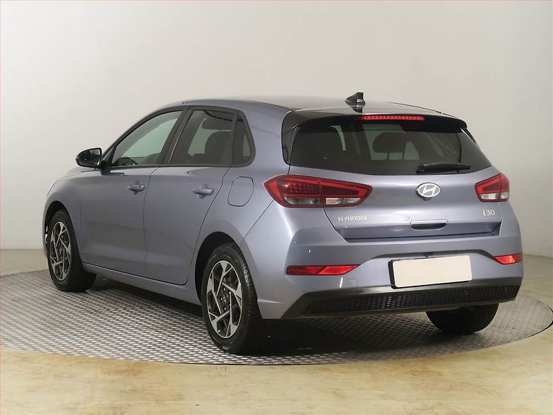 Hyundai i30 (2024) 1.5 DPI, Serv.kniha, Navi - fotka 4 z 20