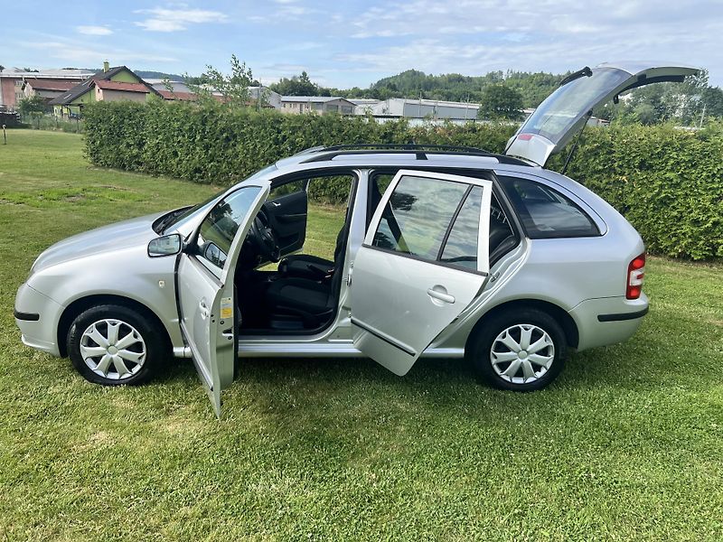 Škoda Fabia 1.4 59KW,TZ,KLIMA,TEMPOMAT,ESP - fotka 26 z 45