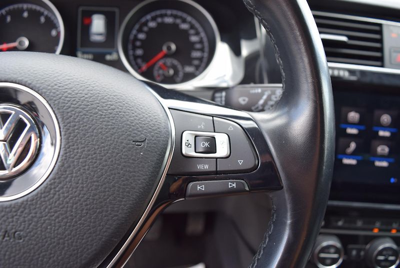 Volkswagen Golf Variant (2020) 1.5TSI 110kw HLBMT TAŽ LED KAM - fotka 30 z 49