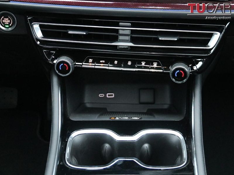 Chevrolet Traverse (2026) RS 2.5 Turbo - fotka 38 z 75