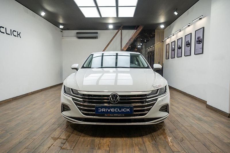Volkswagen Arteon 2.0 TDI DSG  R-Line 110 kW - fotka 2 z 29