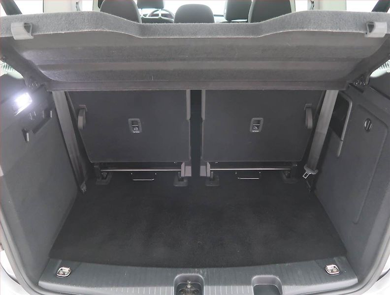 Volkswagen Caddy (2023) Maxi 1.5 TSI, 7Míst, DPH - fotka 14 z 19