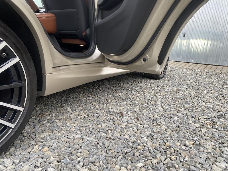 BMW X5 M50XD 4x4 400PS CZ DPH FULL 1A - fotka 124 z 171