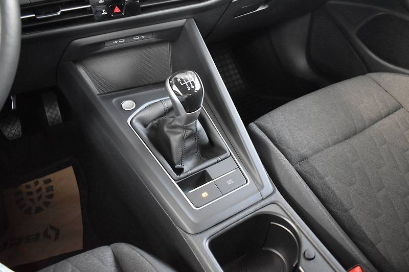 Volkswagen Golf Variant (2024) 1.5TSI 85kW CZ,1.Majitel - fotka 21 z 24