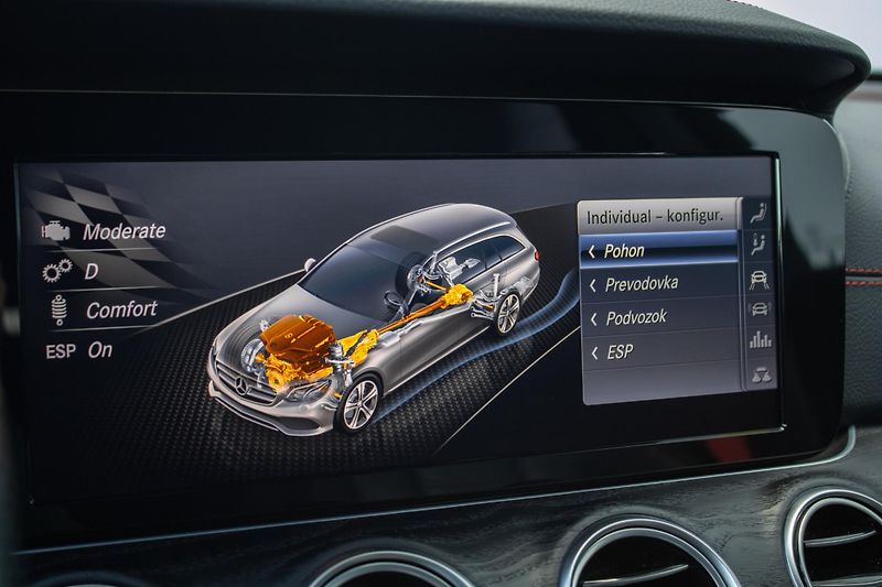 Mercedes-Benz Třídy E (2019) Mercedes-AMG 53 4MATIC+ A/T - fotka 50 z 50