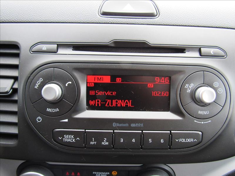 Kia Picanto 1,3 Morning Violet 63 KW 4 vál - fotka 16 z 30