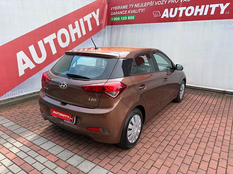 Hyundai i20 1.2 i, ČR, 1.Maj, 23 tkm - fotka 6 z 21