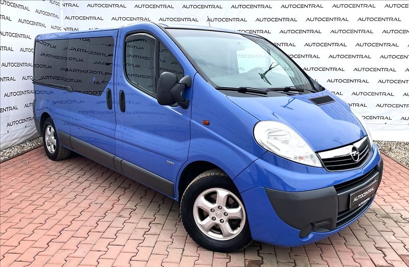 Opel Vivaro 2,5 D,107kW,8míst,po servisu,L - fotografie inzerátu