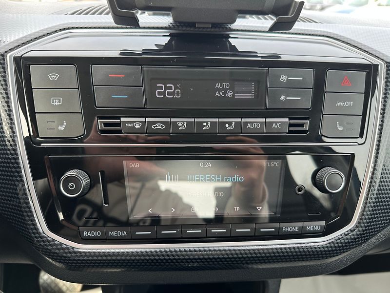 Volkswagen e-up! (2020) 60Kw - fotka 19 z 24