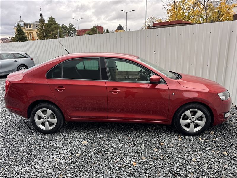 Škoda Rapid 1,2 TSI,63kW,tažné,1.maj.,ČR - fotka 14 z 50