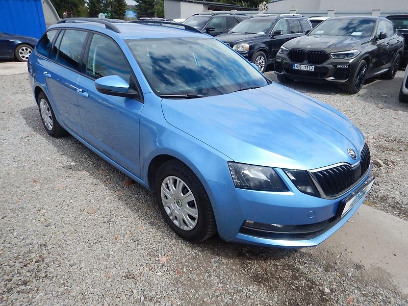 Škoda Octavia III 1.6 TDI, ČR, KLIMA - fotka 4 z 28