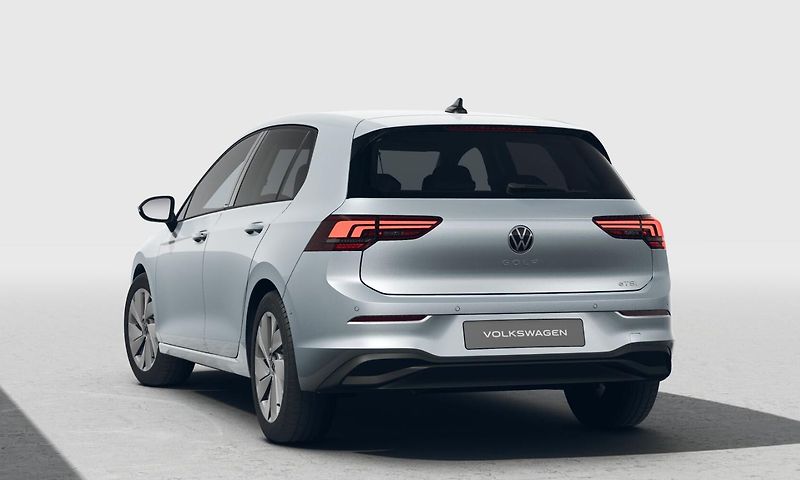 Volkswagen Golf People 1,5 eTSI 85 kW 7DSG mHE - fotka 3 z 7