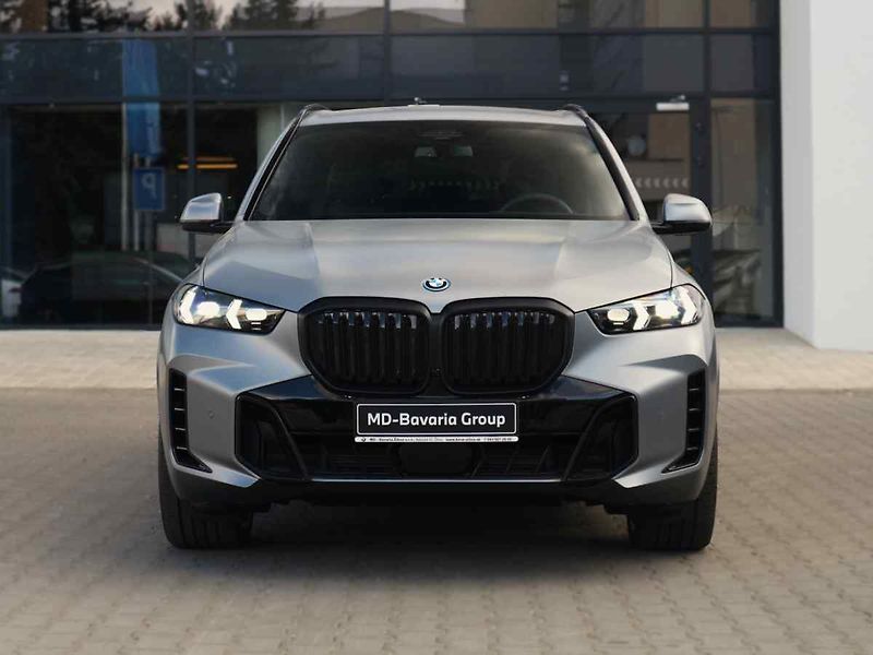 BMW X5 (2026) - fotka 2 z 10