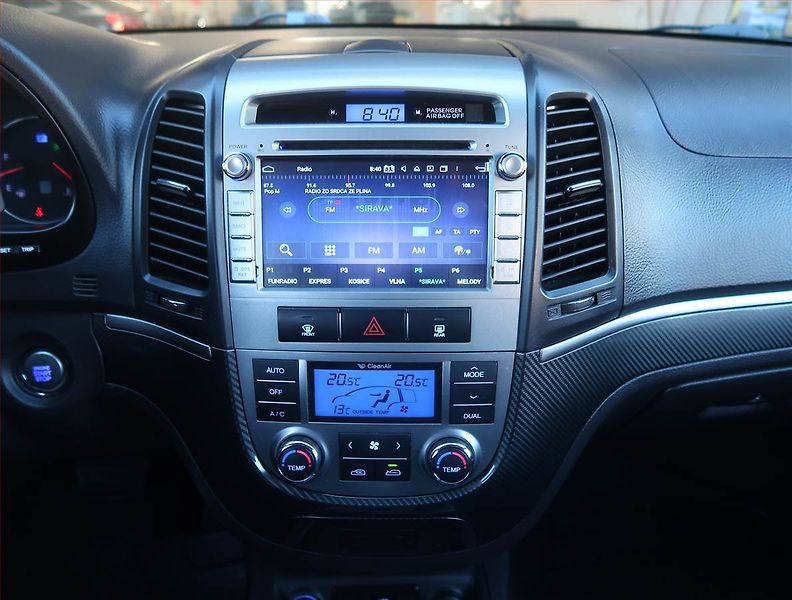 Hyundai Santa Fe (2012) 2.2 CRDi, 4X4, Automat - fotka 12 z 21