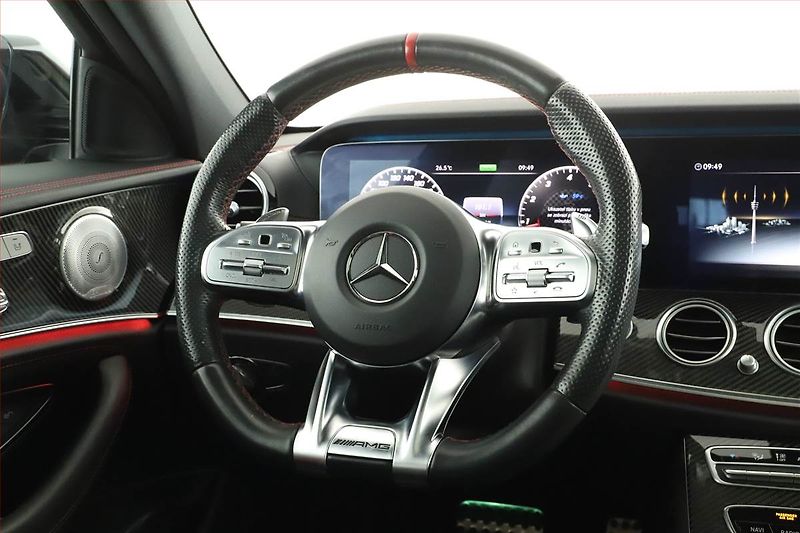 Mercedes-Benz Třídy E (2019) E 53 AMG 4MATIC+ - fotka 19 z 21