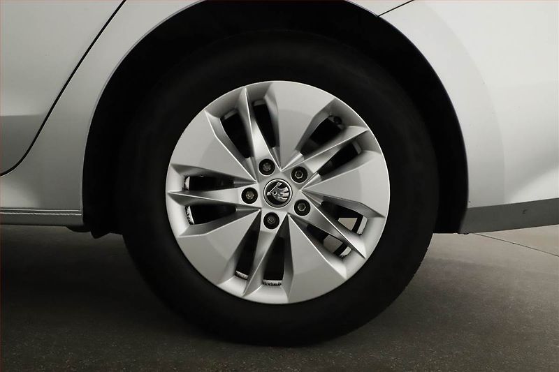 Škoda Octavia (2022) Ambition 2.0 TDI, ČR,1.maj - fotka 19 z 19