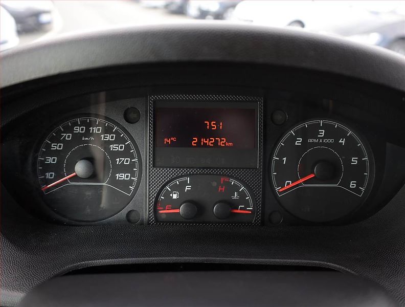 Hyundai ix35 (2011) 1.7 CRDi, Serv.kniha, Navi - fotka 8 z 18