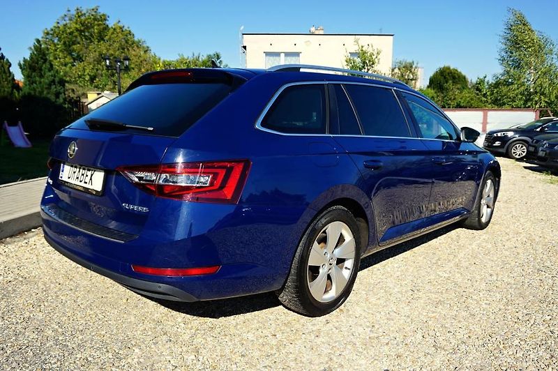 Škoda Superb (2015) STYLE 2,0 TDI 140 kW - fotka 4 z 43