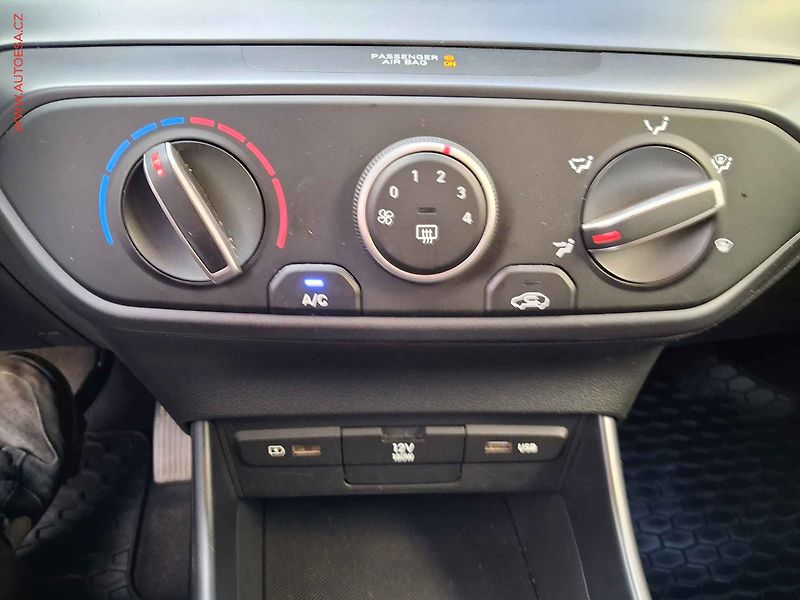 Hyundai Bayon (2023) 1.0 T-GDi, 2.maj,ČR, Smart - fotka 17 z 18