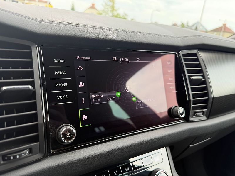 Škoda Kodiaq Sportline  2,0TDI 147kW DSG 4x - fotka 11 z 20