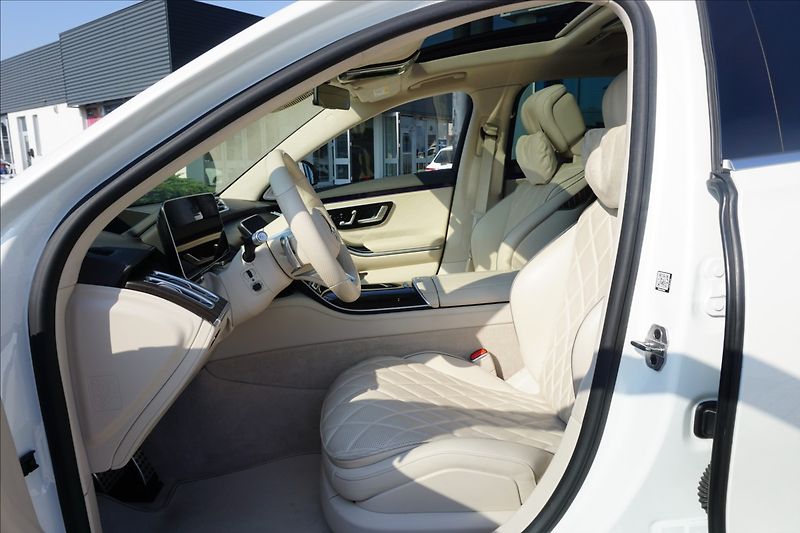 Mercedes-Benz Třídy S 4,0 S 580 4M L 1.maj ČR - fotka 8 z 22