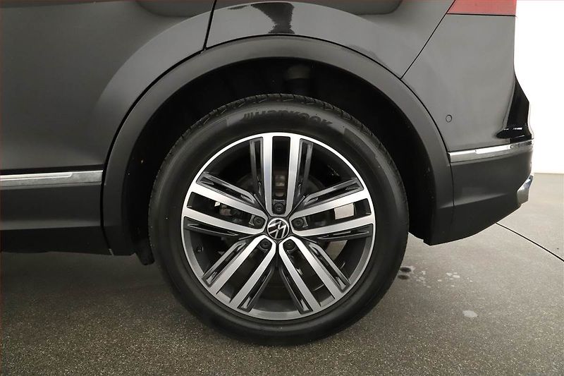 Volkswagen Tiguan (2021) Elegance 1.5 TSI - fotka 12 z 18