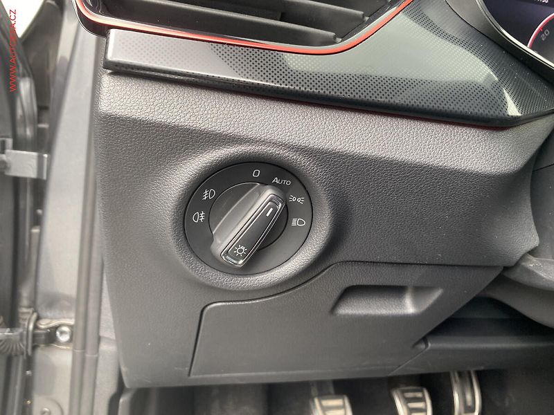 Škoda Scala (2021) 1.0 TSi, ČR, Monte Carlo - fotka 14 z 17