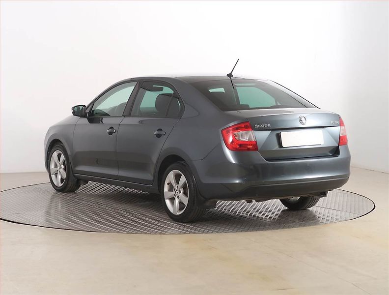 Škoda Rapid (2016) Style 1.2 TSI, Xenony - fotka 4 z 17