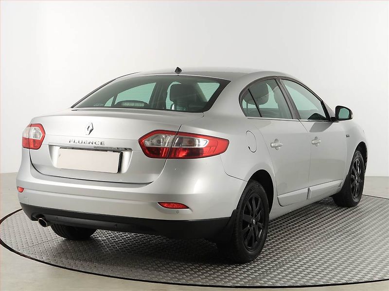 Renault Fluence (2012) 1.6 16V, Tempomat - fotka 5 z 18