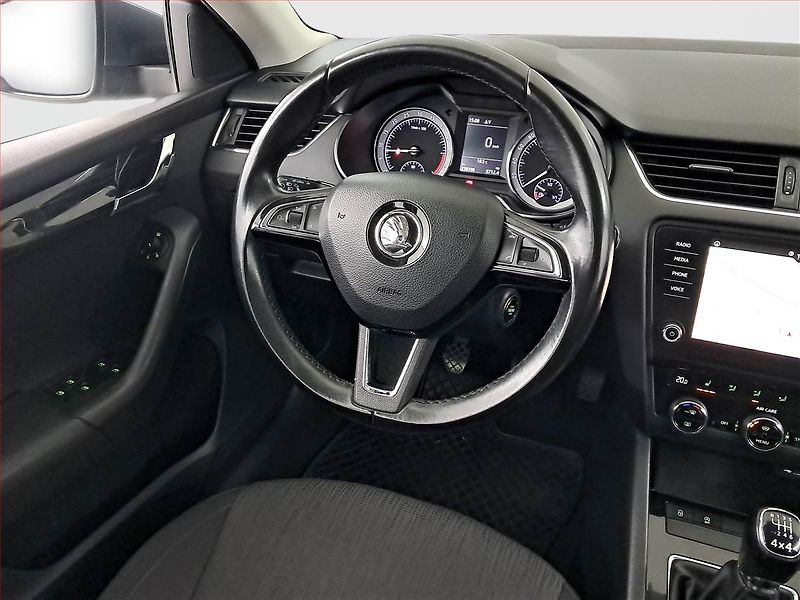 Škoda Octavia (2017) Style 2.0 TDI 4x4, Serv.kniha - fotka 7 z 17