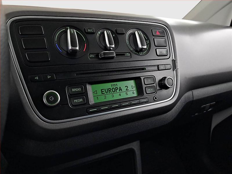 Škoda Citigo (2014) 1.0 MPI, Automat - fotka 12 z 15