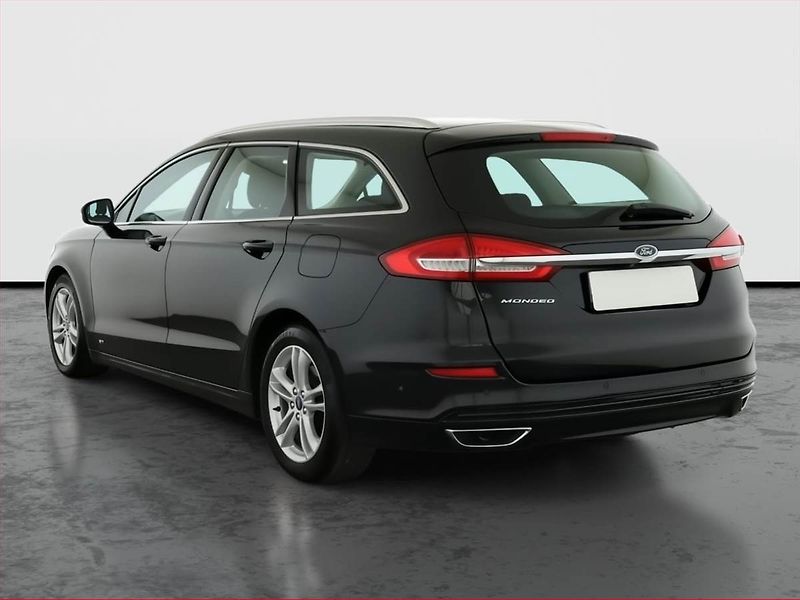 Ford Mondeo (2020) 2.0 EcoBlue, 4X4, Automat - fotka 4 z 19