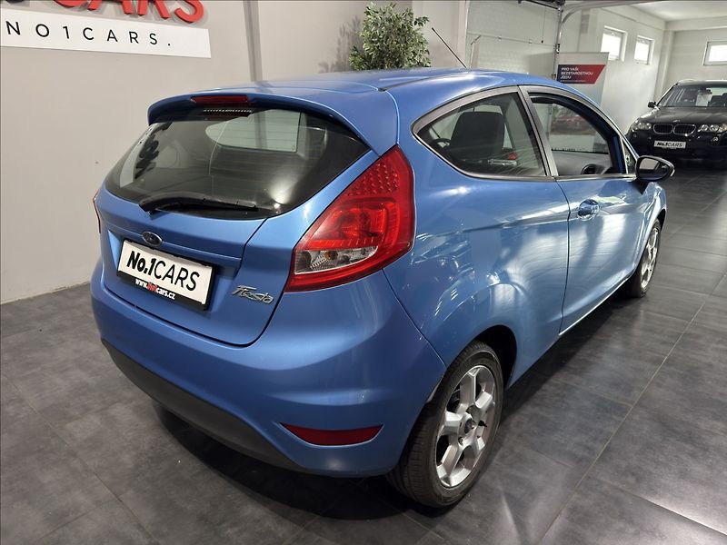 Ford Fiesta 1,2   i 83.000KM SERVIS ALU ST - fotka 5 z 19