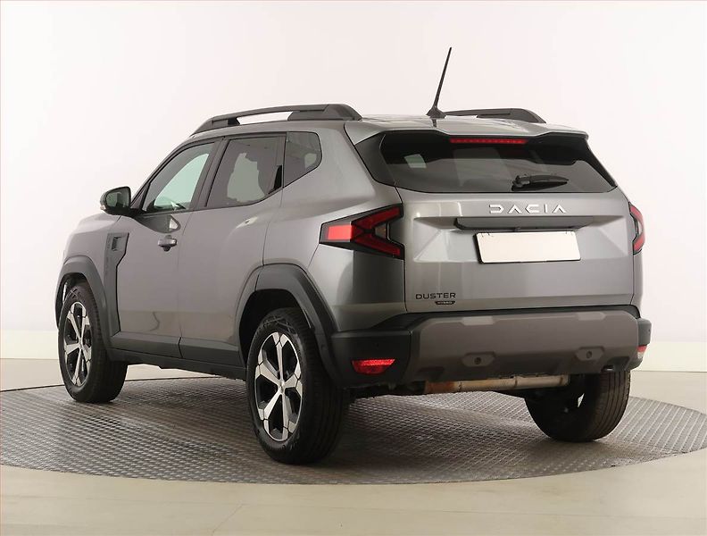 Dacia Duster (2024) Journey 1.6 Hybrid - fotka 4 z 22