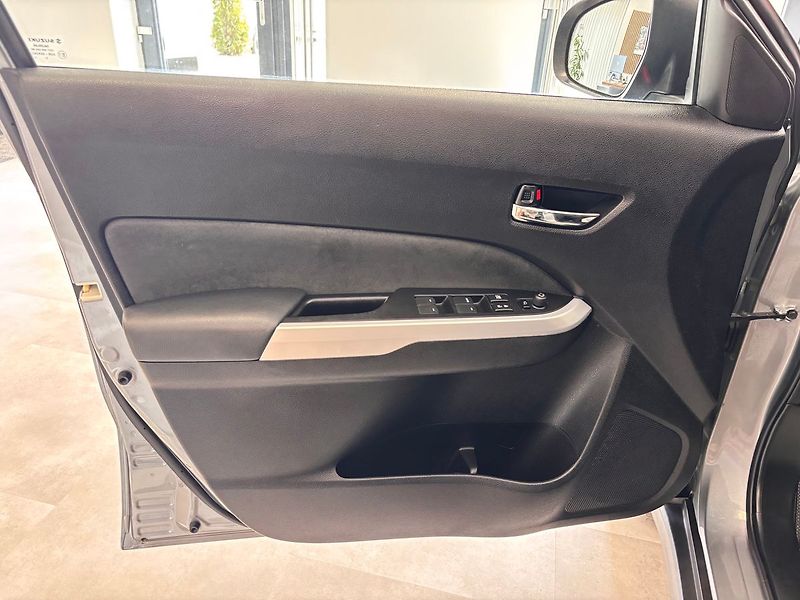 Suzuki Vitara (2017) Allgrip 1.4 boosterjet - fotka 9 z 31