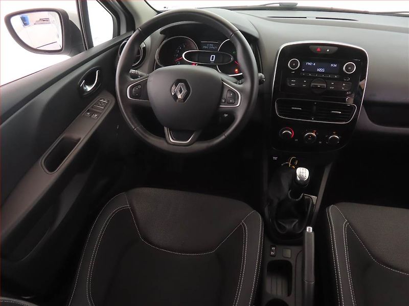 Renault Clio (2017) 1.2 16V, ČR,1.maj - fotka 7 z 14