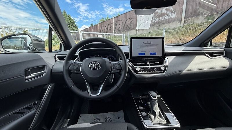 Toyota Corolla Cross 1.8. STYLE SKLADOVÝ VŮZ - fotka 17 z 26