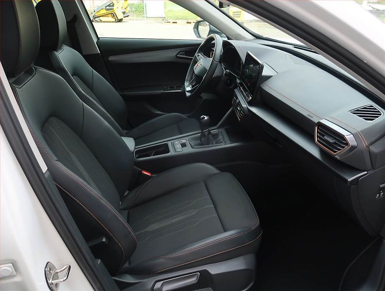 Cupra Formentor (2023) 1.5 TSI - fotka 9 z 20