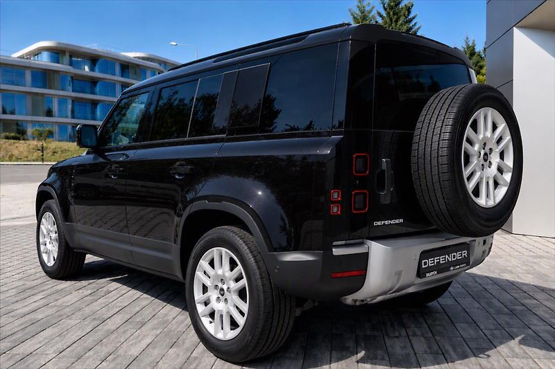 Land Rover Defender (2026) 110 D200 S - fotka 3 z 27
