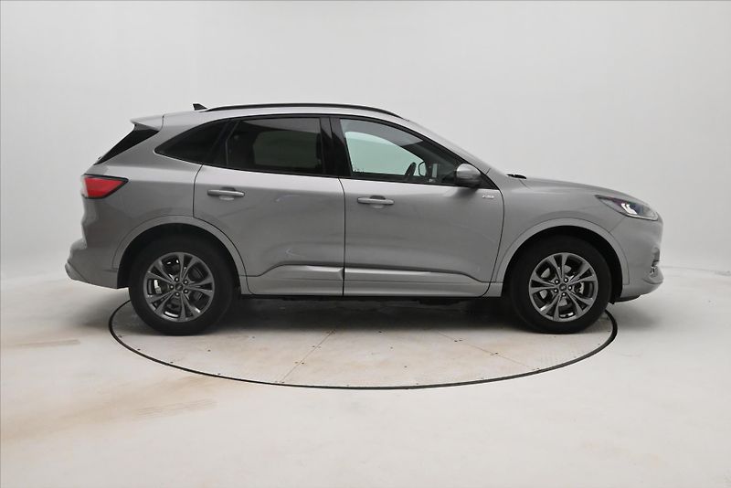 Ford Kuga 2,5 Hybrid 112kW SOH-100% ST-L - fotka 4 z 29