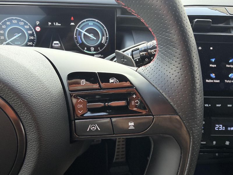 Hyundai Tucson 1.6 T-GDI HEV 169kW N LineStyl - fotka 23 z 34