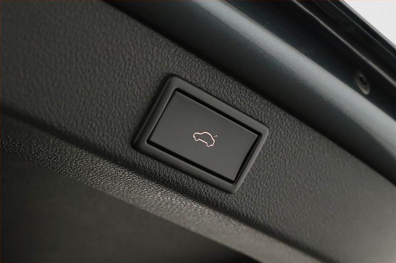 Škoda Superb (2019) 2.0 TDI - fotka 12 z 17
