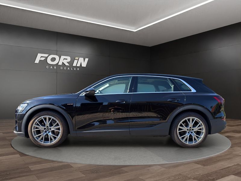 Audi e-tron (2023) 55 300KW 21 ALU PANORAMA - fotka 3 z 27