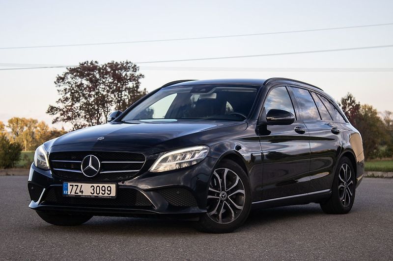 Mercedes-Benz Třídy C - fotografie inzerátu