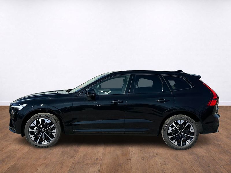 Volvo XC60 (2026) PLUS B5, 360°, Harman, Matrix - fotka 2 z 21