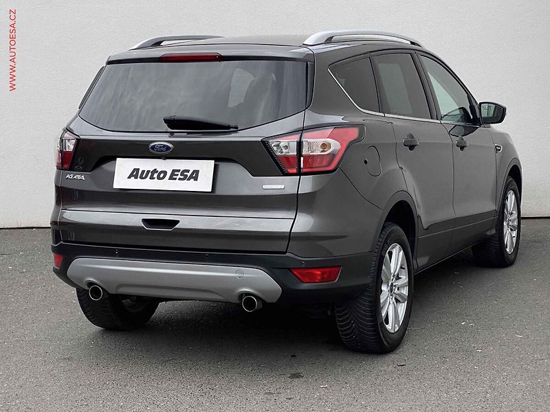 Ford Kuga (2016) 1.5 EB, Navi, kamera - fotka 4 z 18